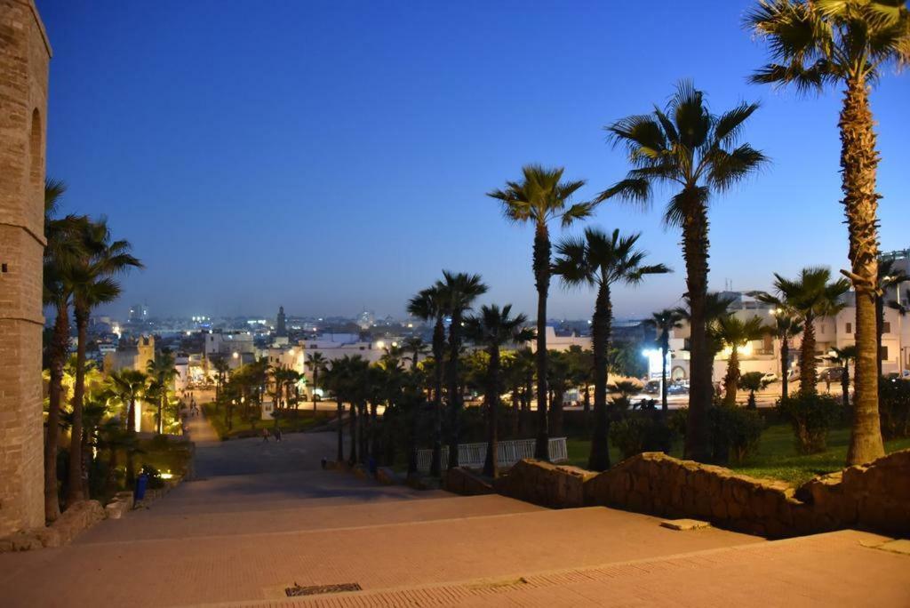 Dar Al Taaj Apartment Rabat Bagian luar foto